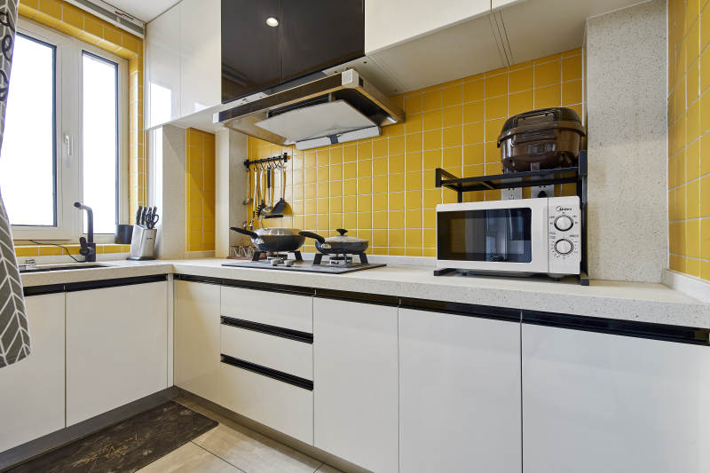 现代简约厨房设计图片