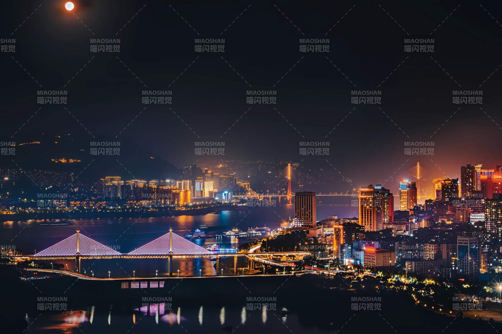 夜景城市灯火辉煌图片