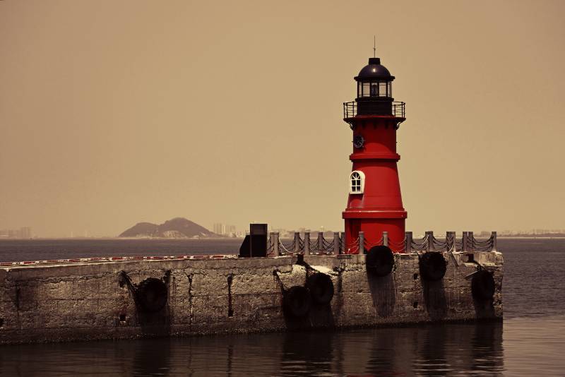 南澳灯塔守望海港图片