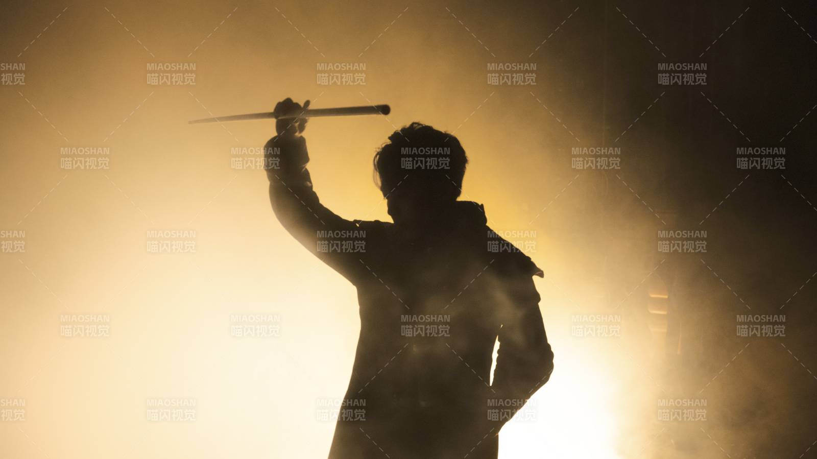 剑影迷雾 神秘剪影图片