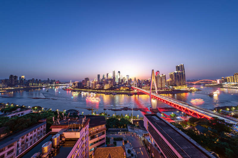 夜幕下的重庆灯火辉煌图片