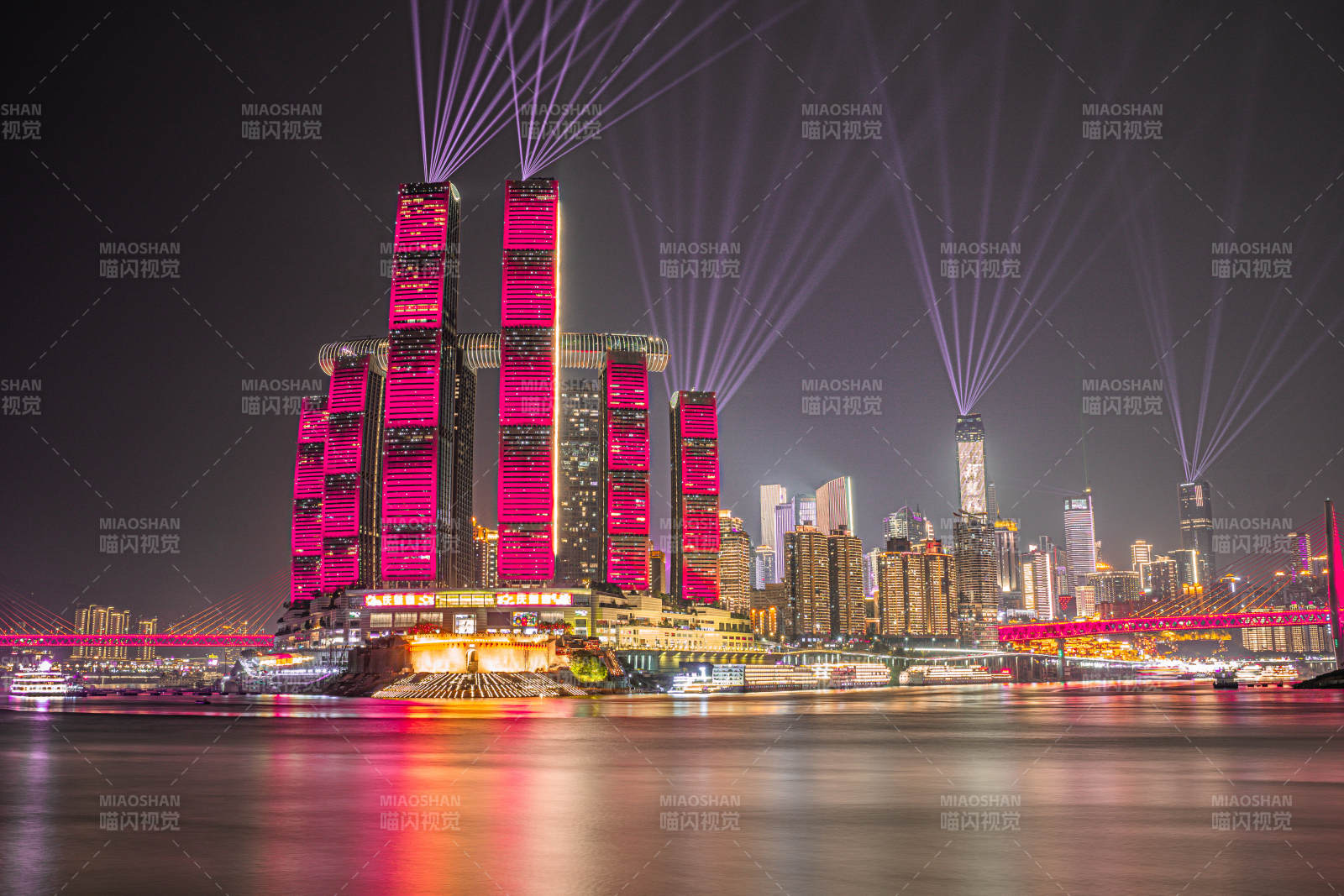 重庆朝天门夜景灯光秀图片