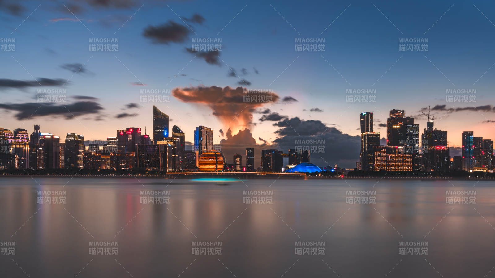 杭州钱江新城CBD夜景图片