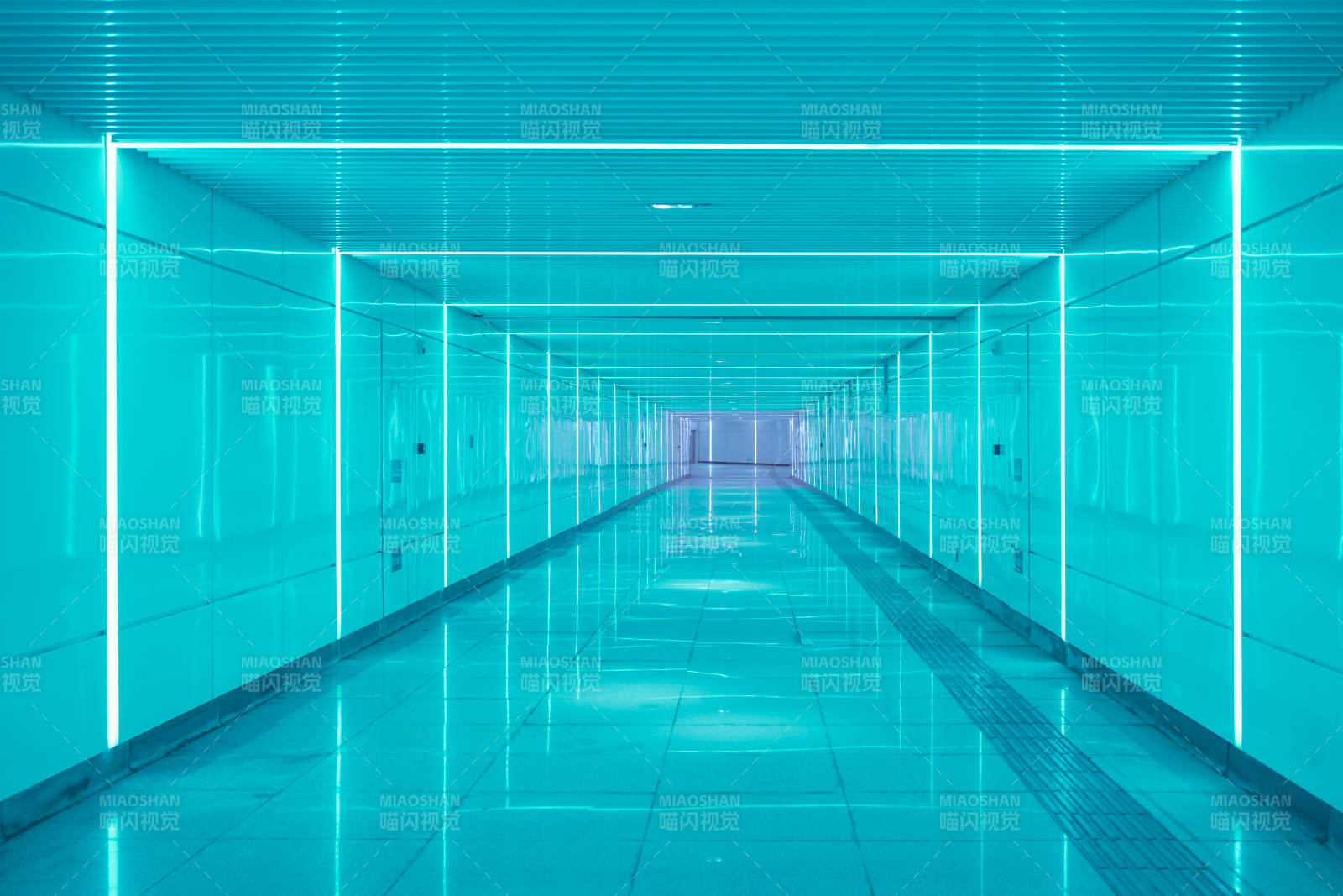 霓虹隧道 未来之光图片