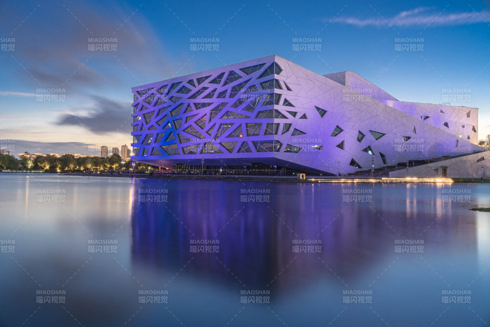 杭州余杭大剧院图片