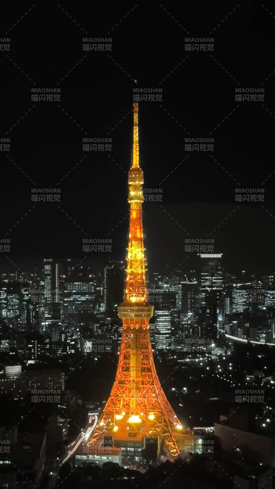 东京塔夜景璀璨灯光图片