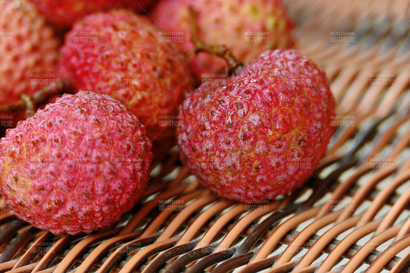 新鲜荔枝特写图片
