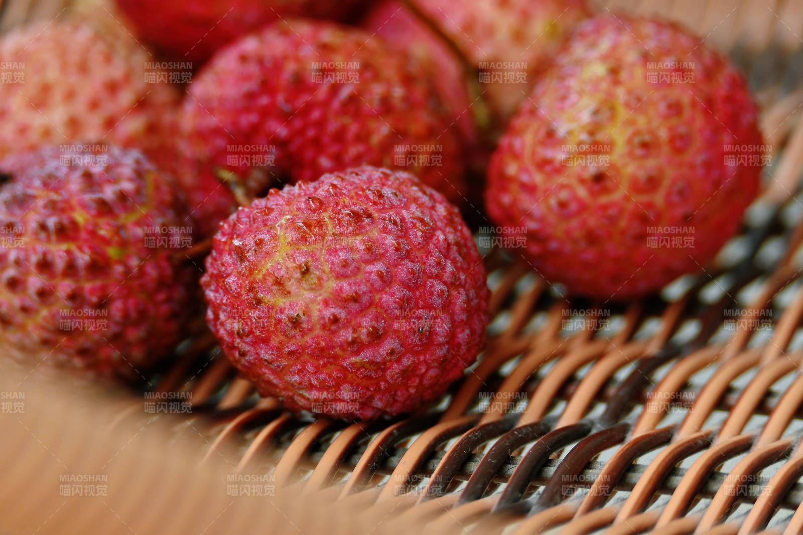 新鲜荔枝特写图片