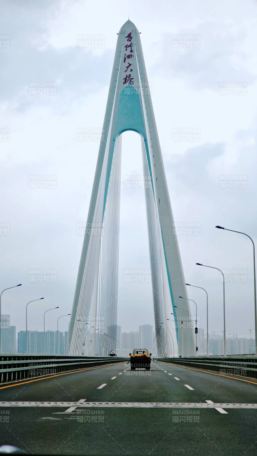 长沙香炉洲大桥雄伟壮观图片