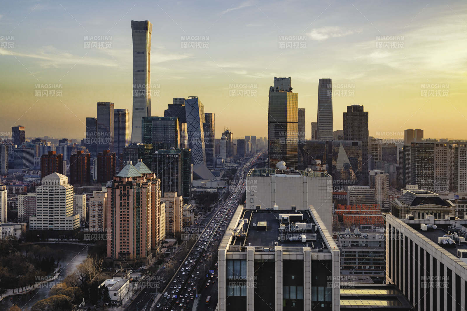 北京城市天际线黄昏景致图片