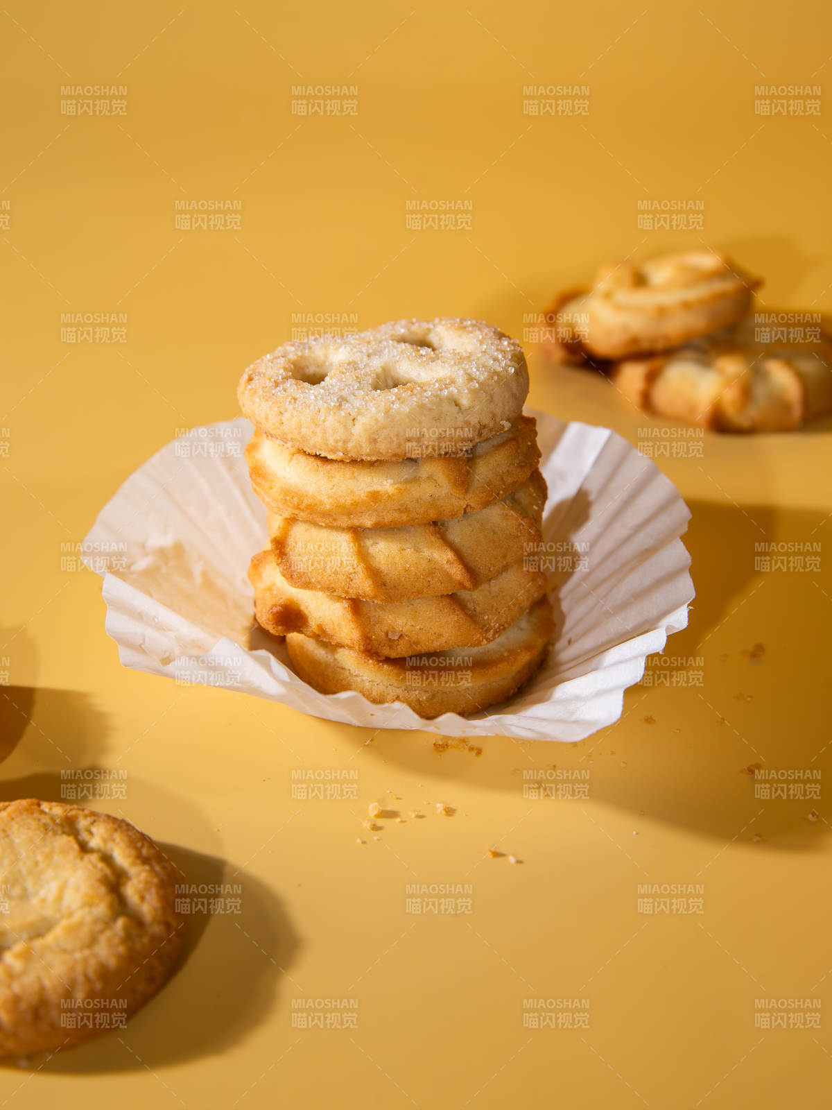 酥脆饼干叠叠乐图片