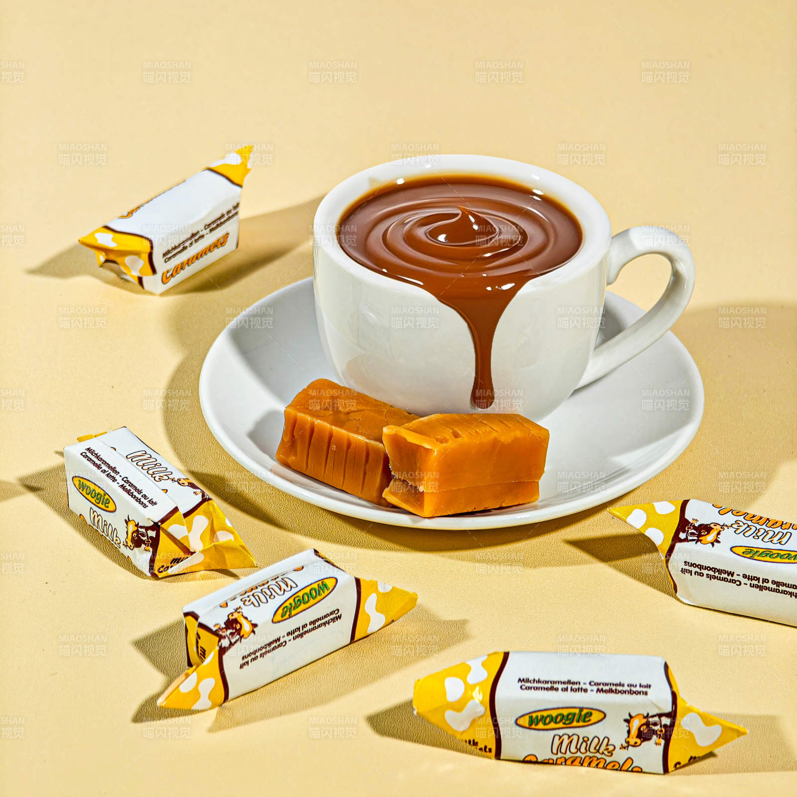 咖啡与焦糖的甜蜜邂逅图片