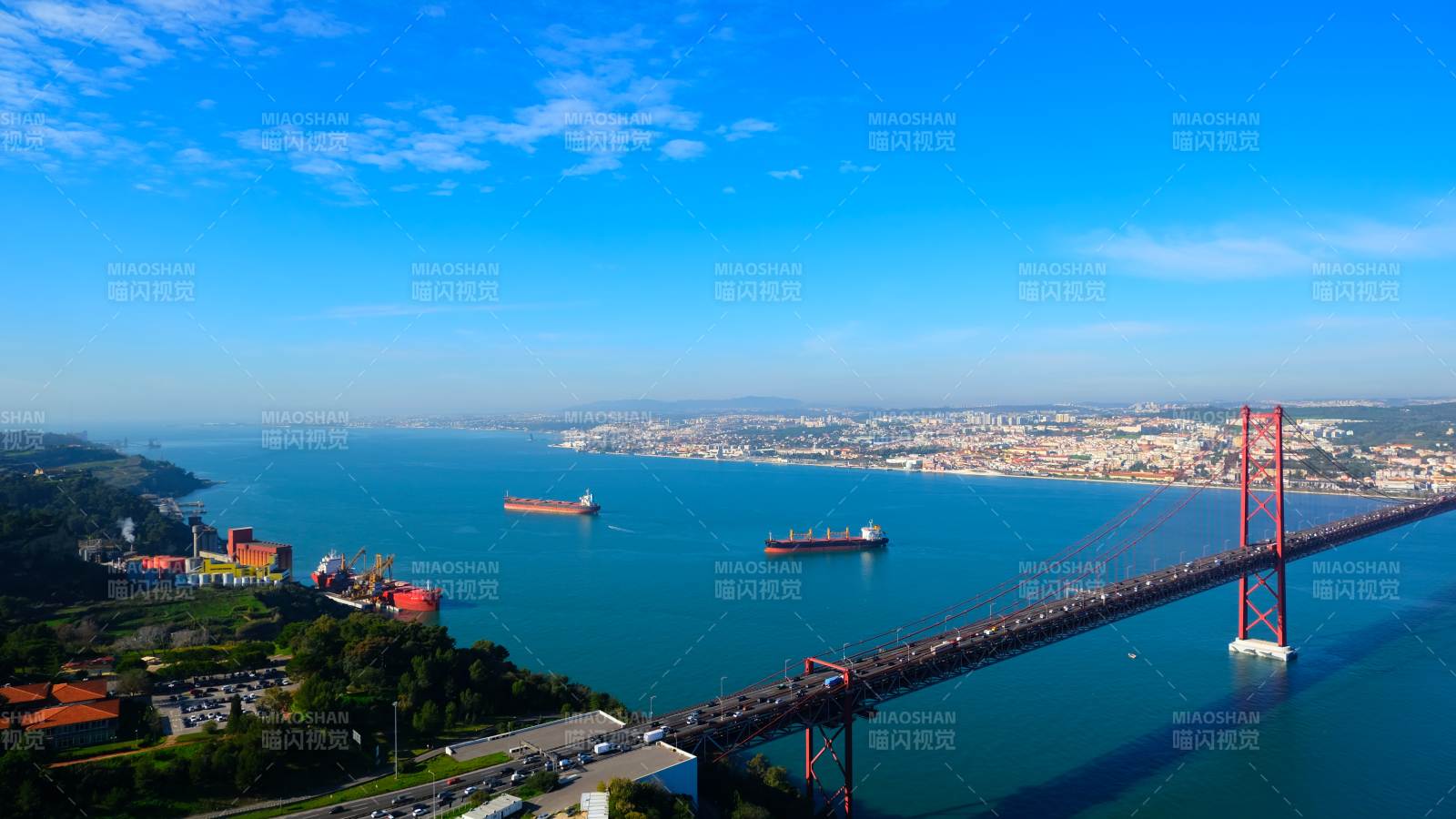 葡萄牙里斯本瓦斯科达伽马大桥与海湾风光图片