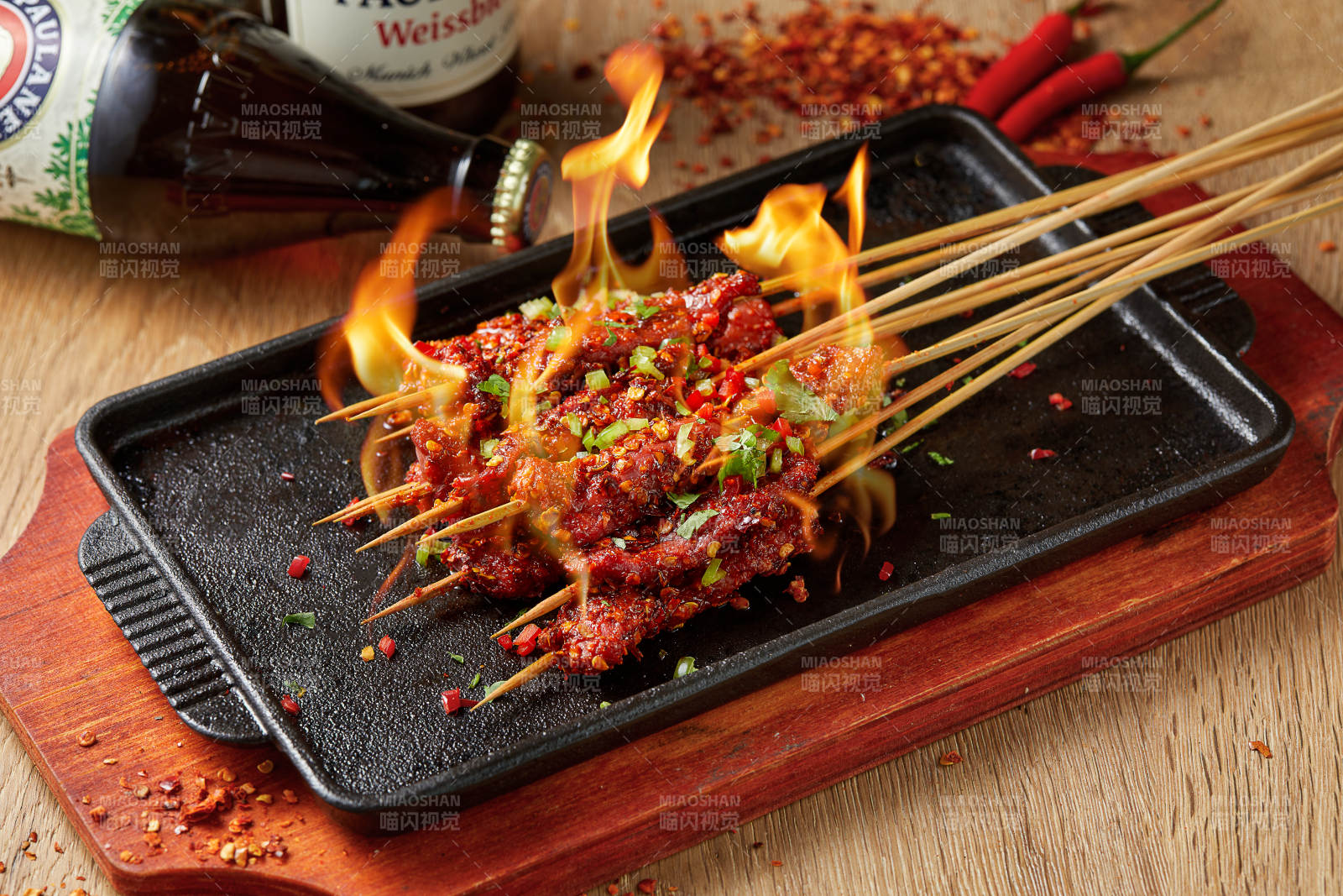 火焰串烧牛肉串图片