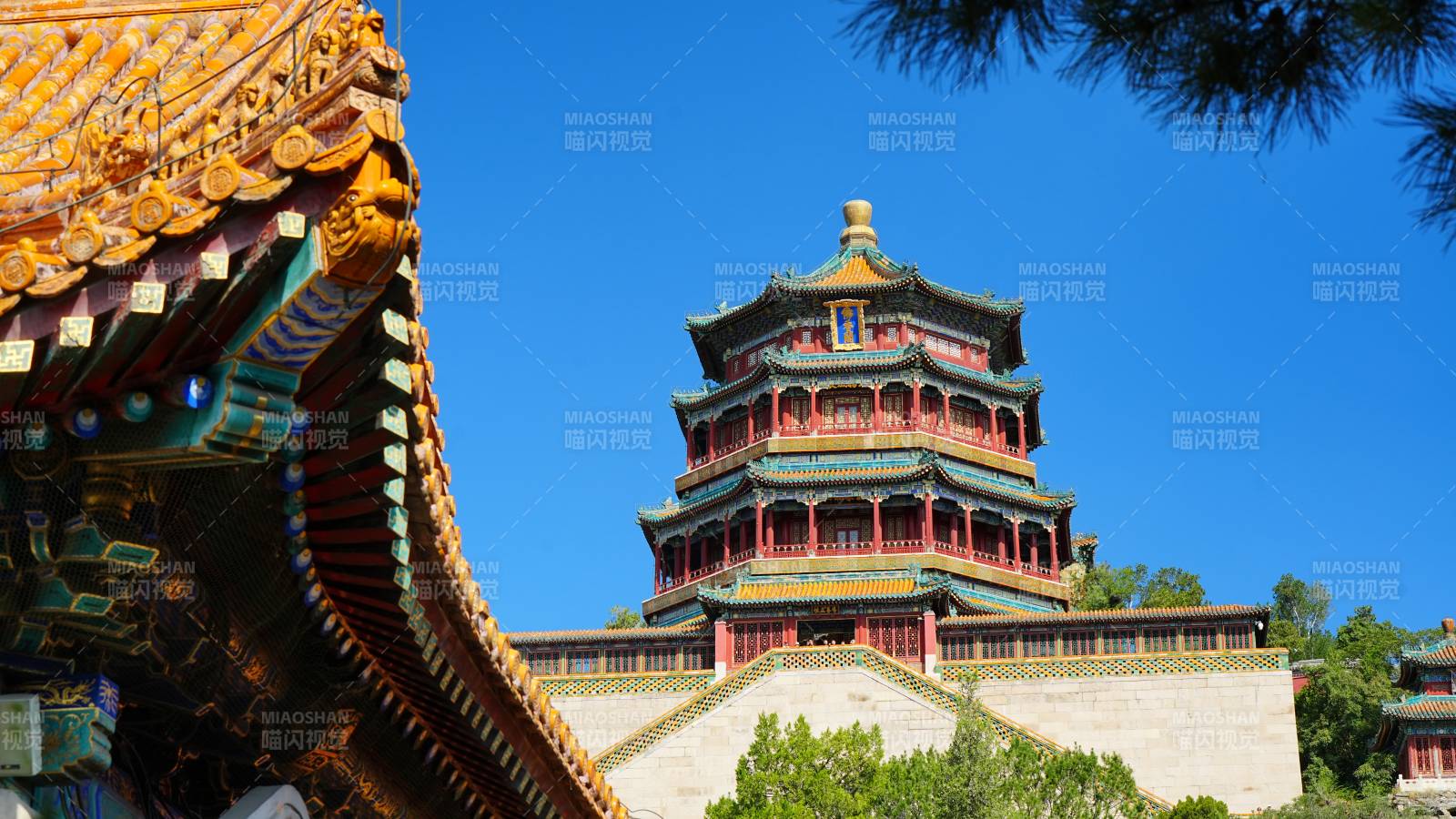 颐和园佛香阁远景图片