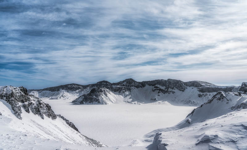 长白山天池雪景图片