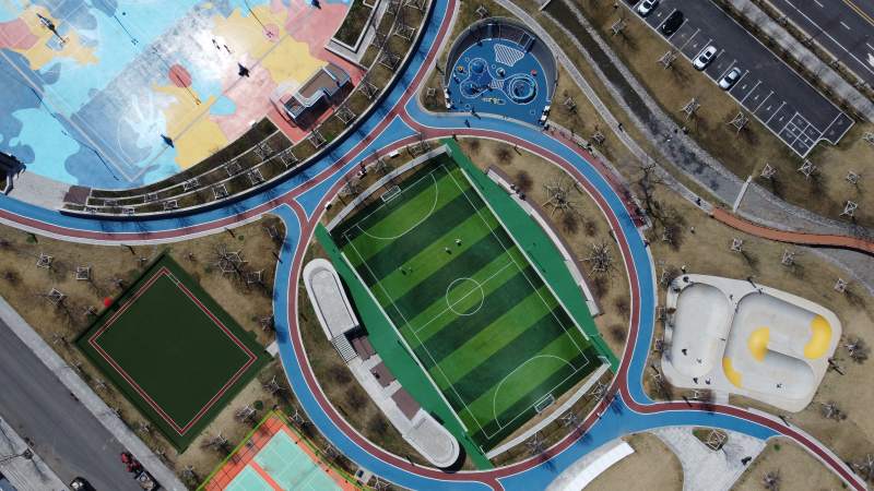 辉南城市公园运动场俯瞰图图片