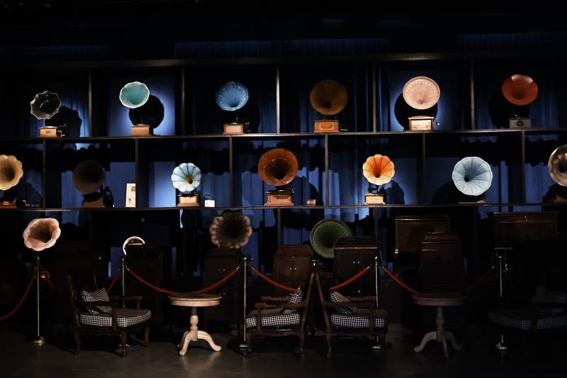 复古留声机展览展示图片