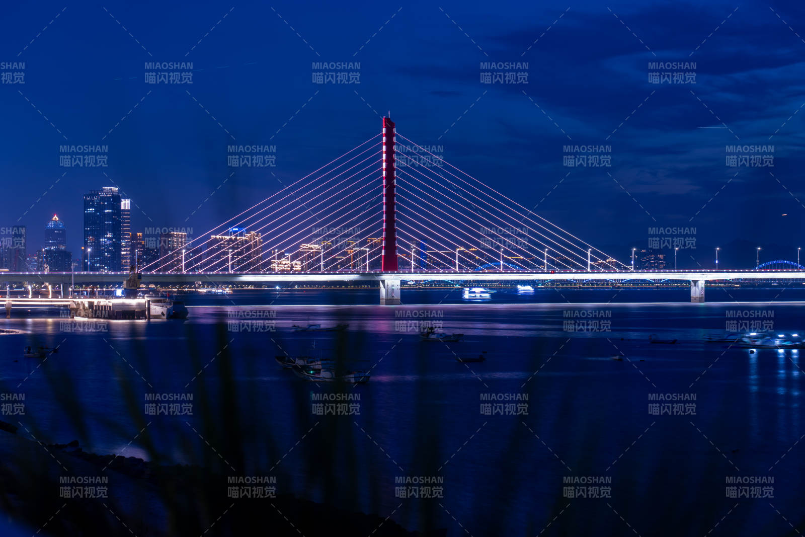 蓝调版杭州西兴大桥图片