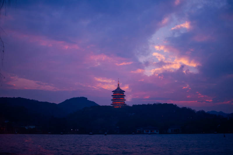 杭州雷峰塔图片
