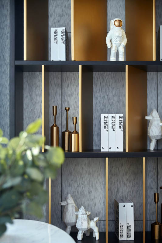 现代简约书架装饰品展示图片