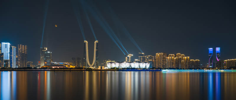 杭州钱江新城夜景城市灯光秀图片