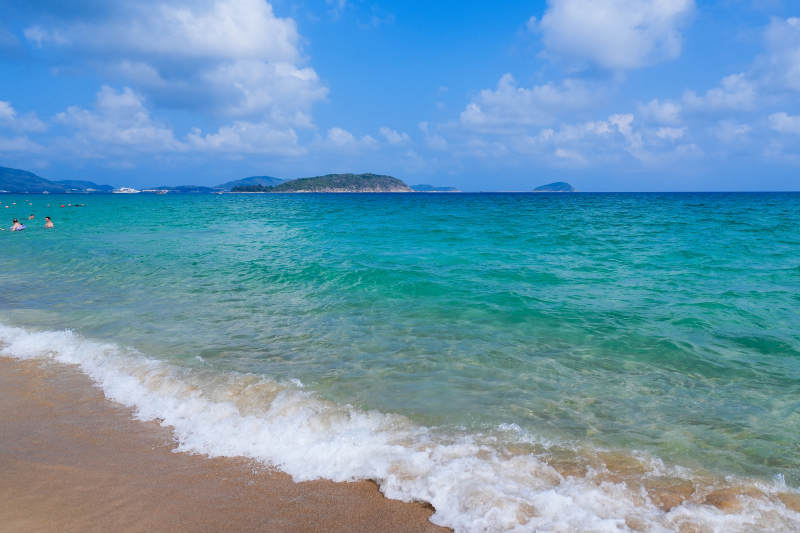 碧海蓝天沙滩美景图片