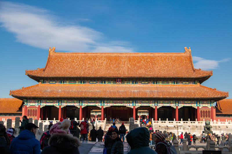 故宫太和殿前游客如织图片