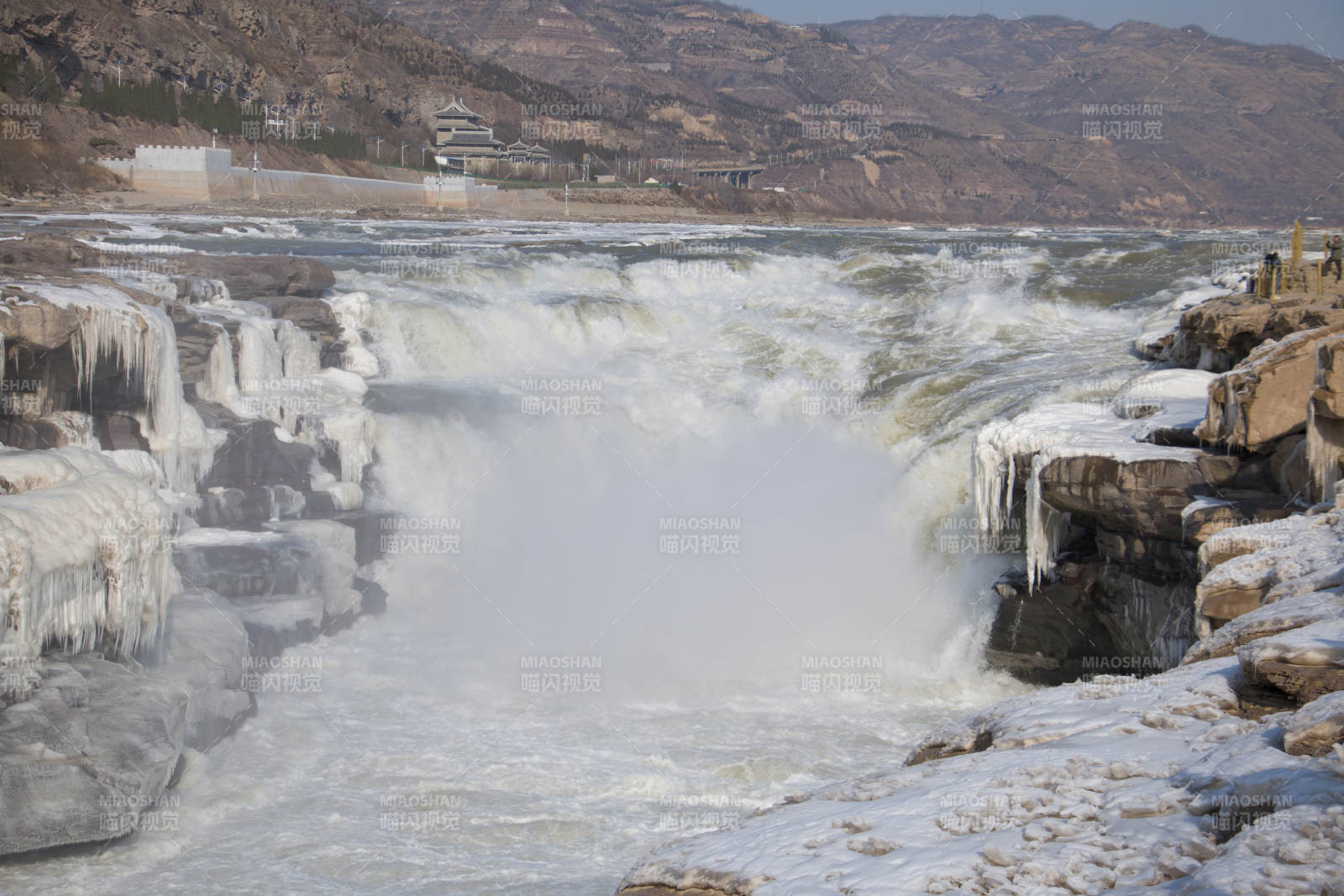 山西黄河壶口瀑布冬季奇观图片
