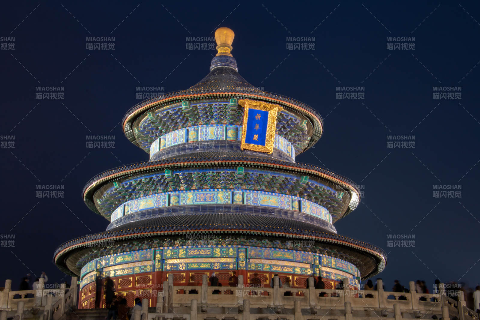 夜幕下的天坛祈年殿图片