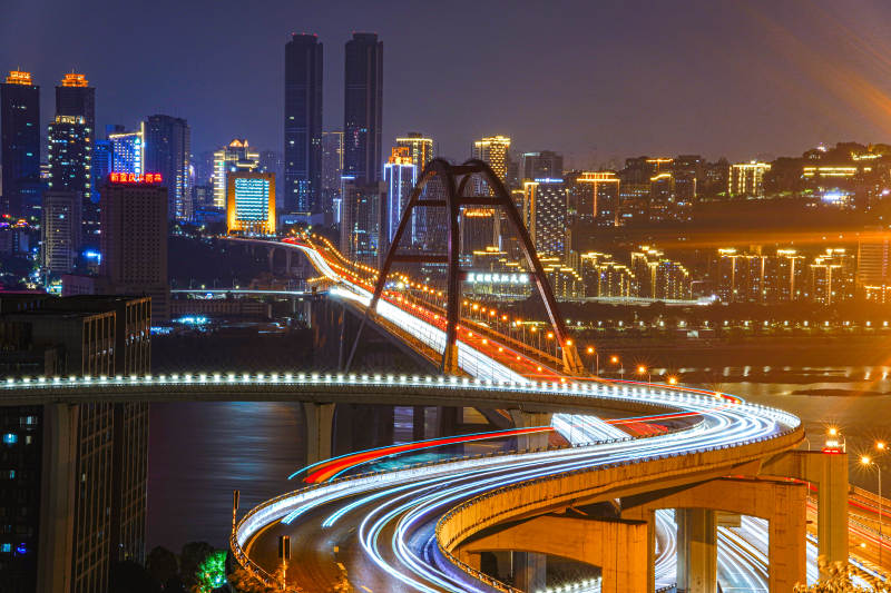 重庆 夜景城市桥梁灯光流线图片