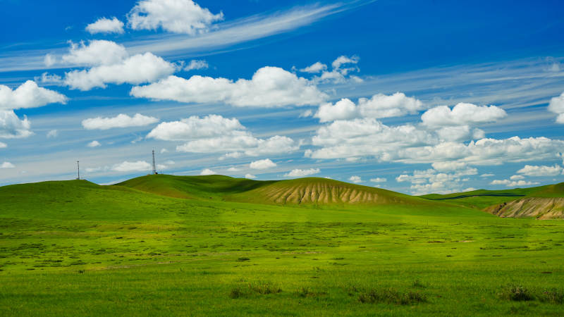 内蒙热阿线草原蓝天白云风光图片