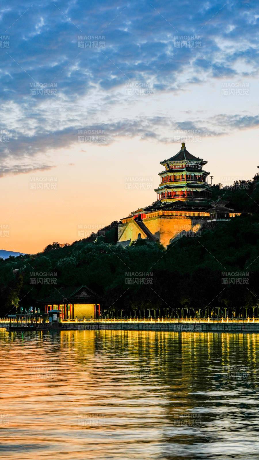 颐和园佛香阁夕阳美景图片