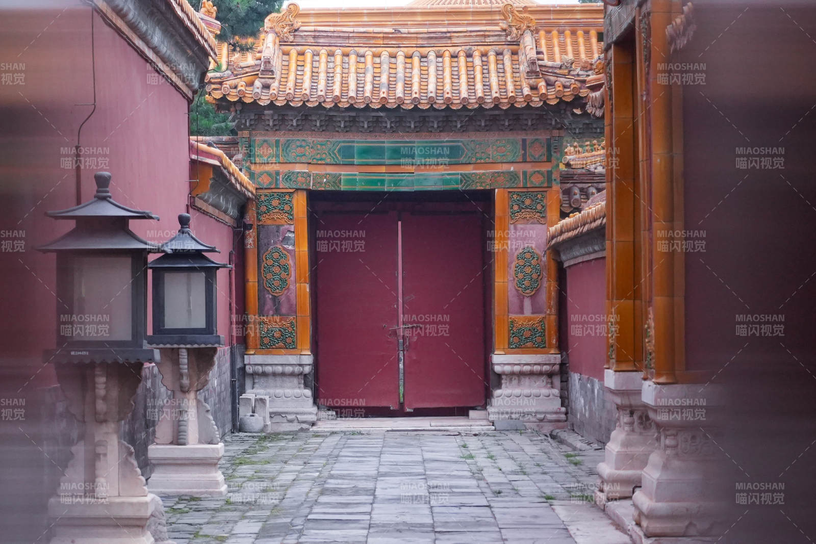 故宫红门庭院景致图片