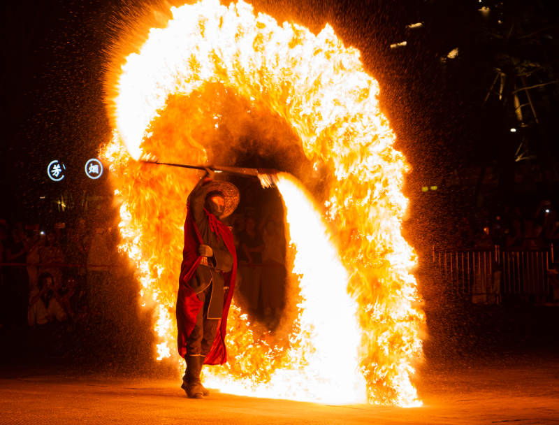 火舞表演 震撼人心图片
