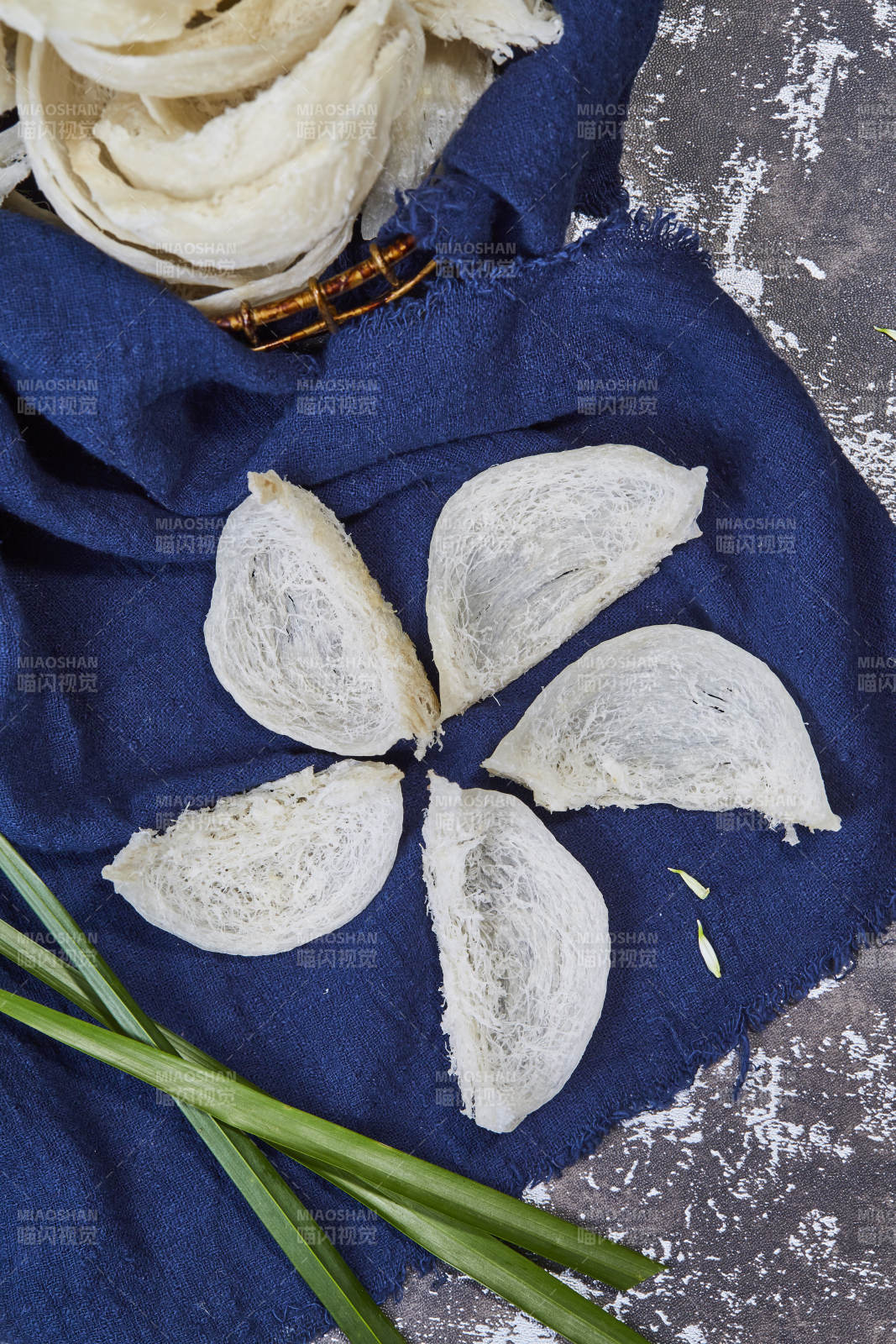 天然燕窝展示图片