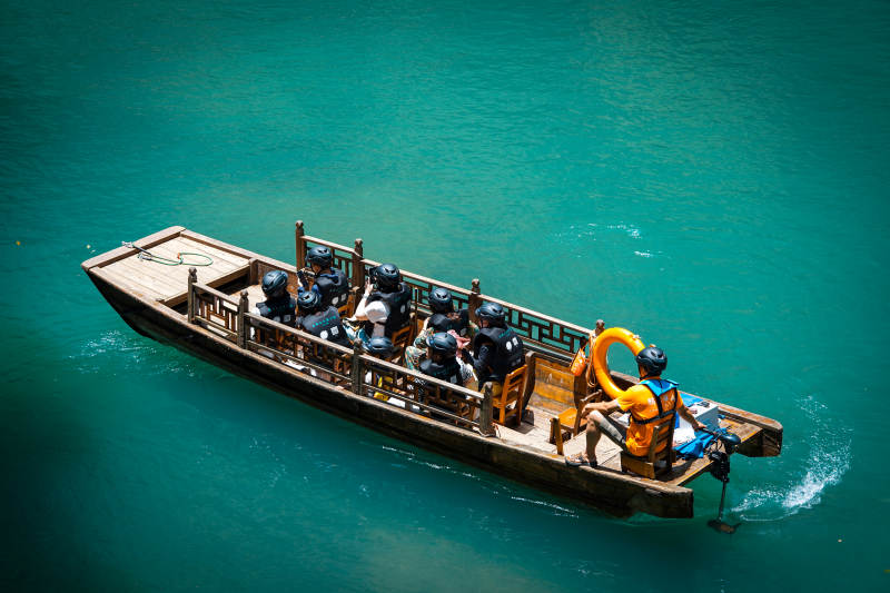 碧水游船 欢乐同行 恩施屏山峡谷图片