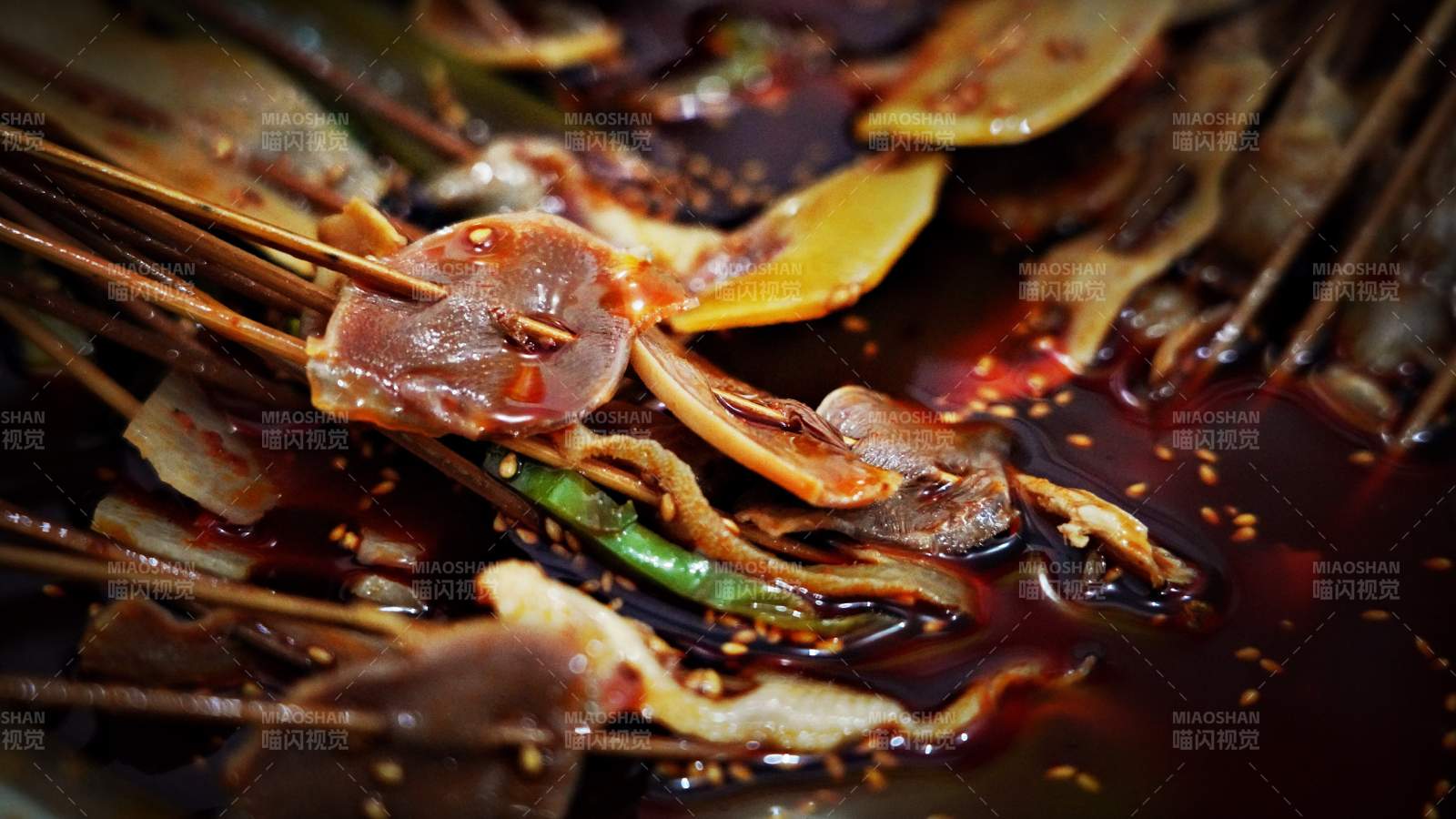 麻辣串串香 美味诱人图片