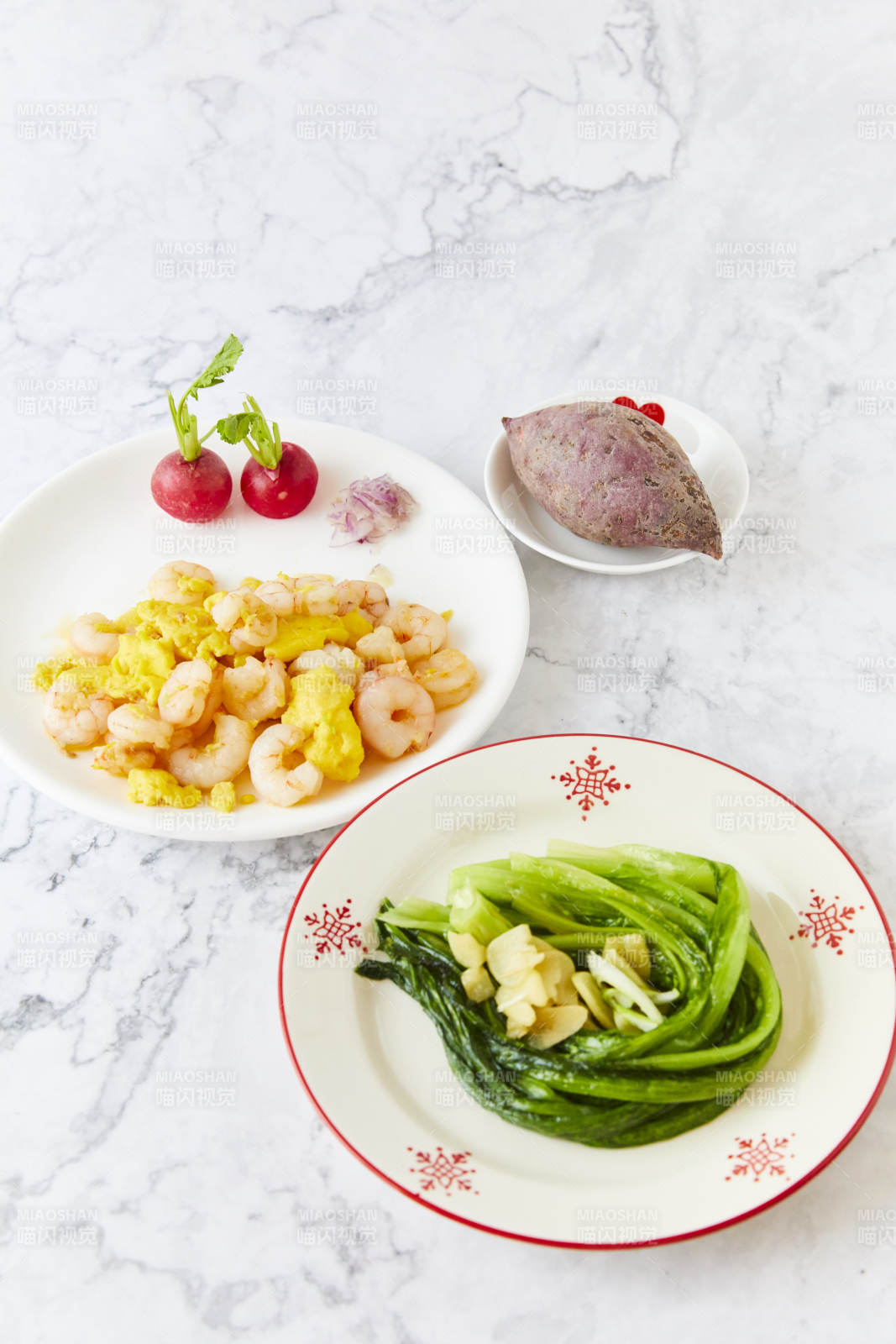 虾仁炒蛋配清炒生菜图片