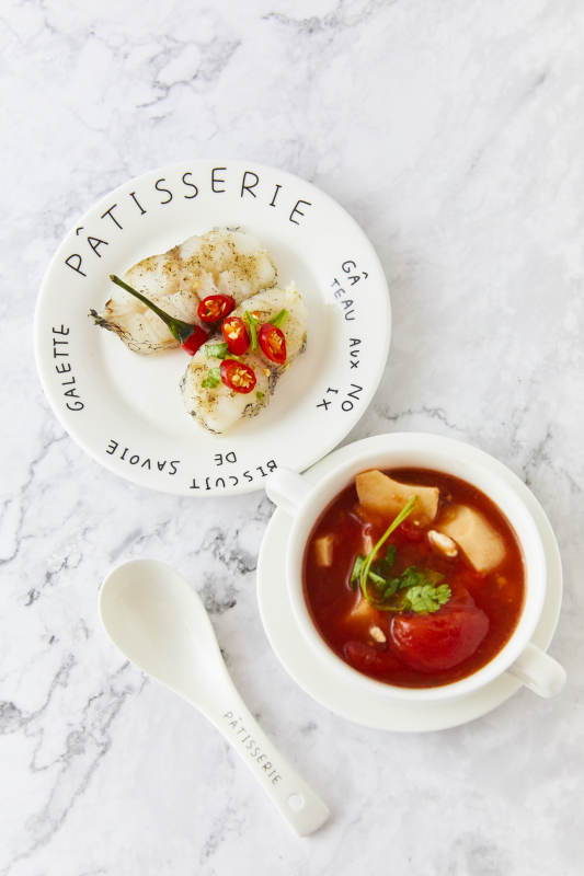 法式煎鳕鱼与番茄汤图片