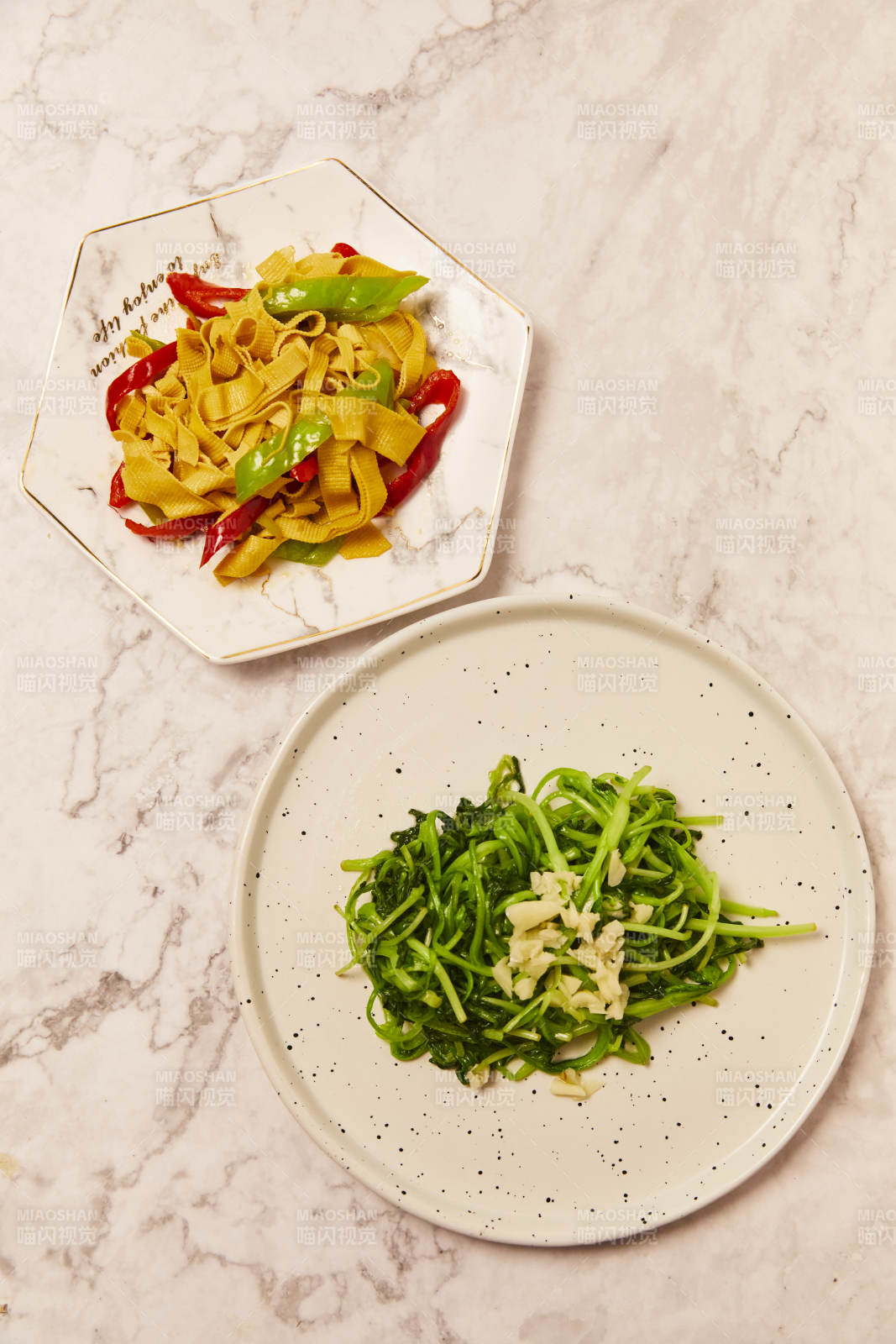 凉拌豆皮与蒜蓉空心菜图片