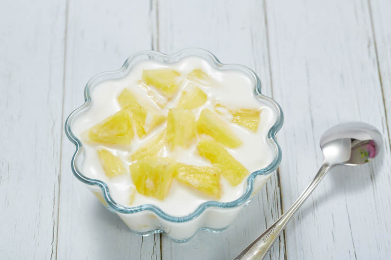 菠萝酸奶甜品图片