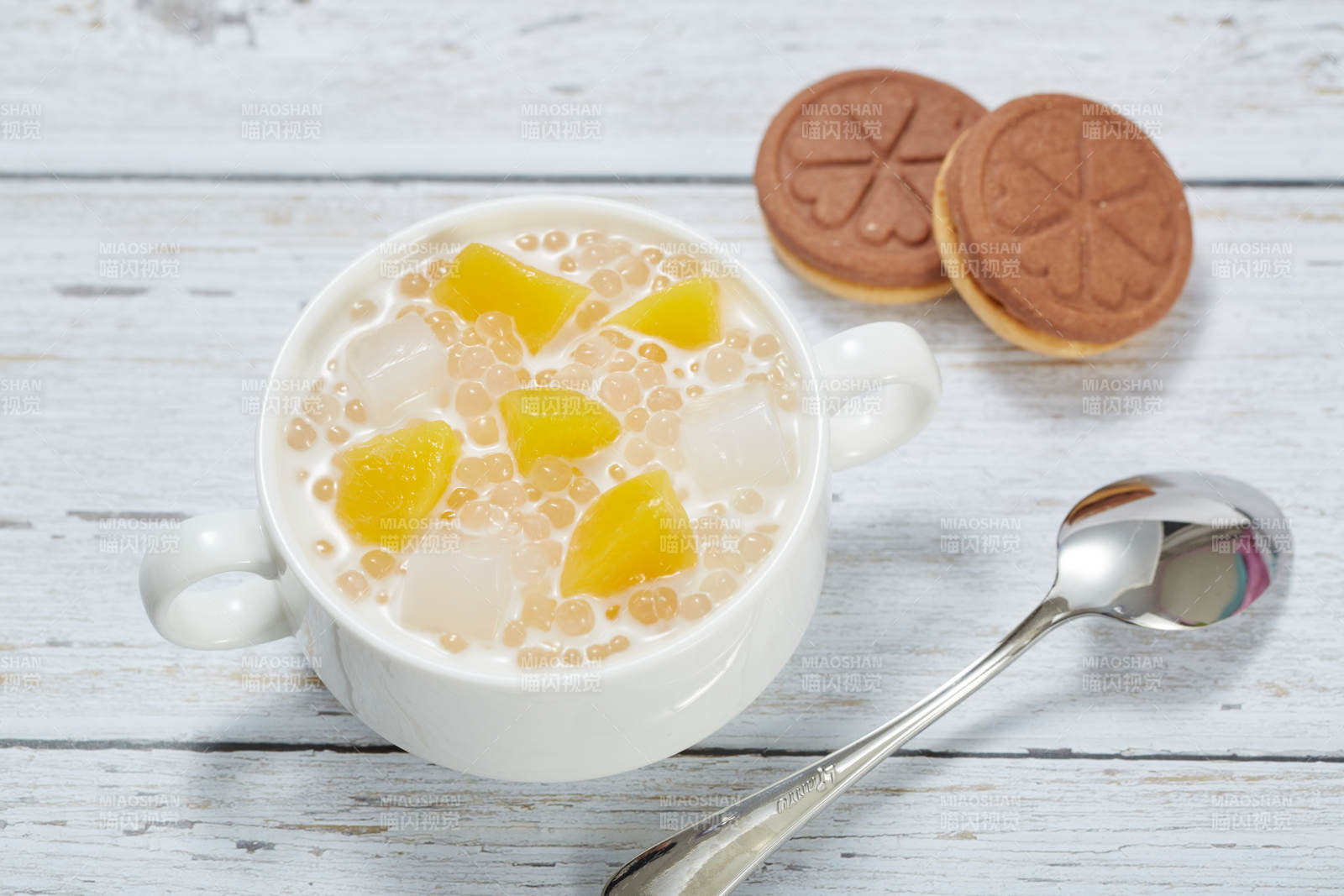 黄桃西米露配饼干图片