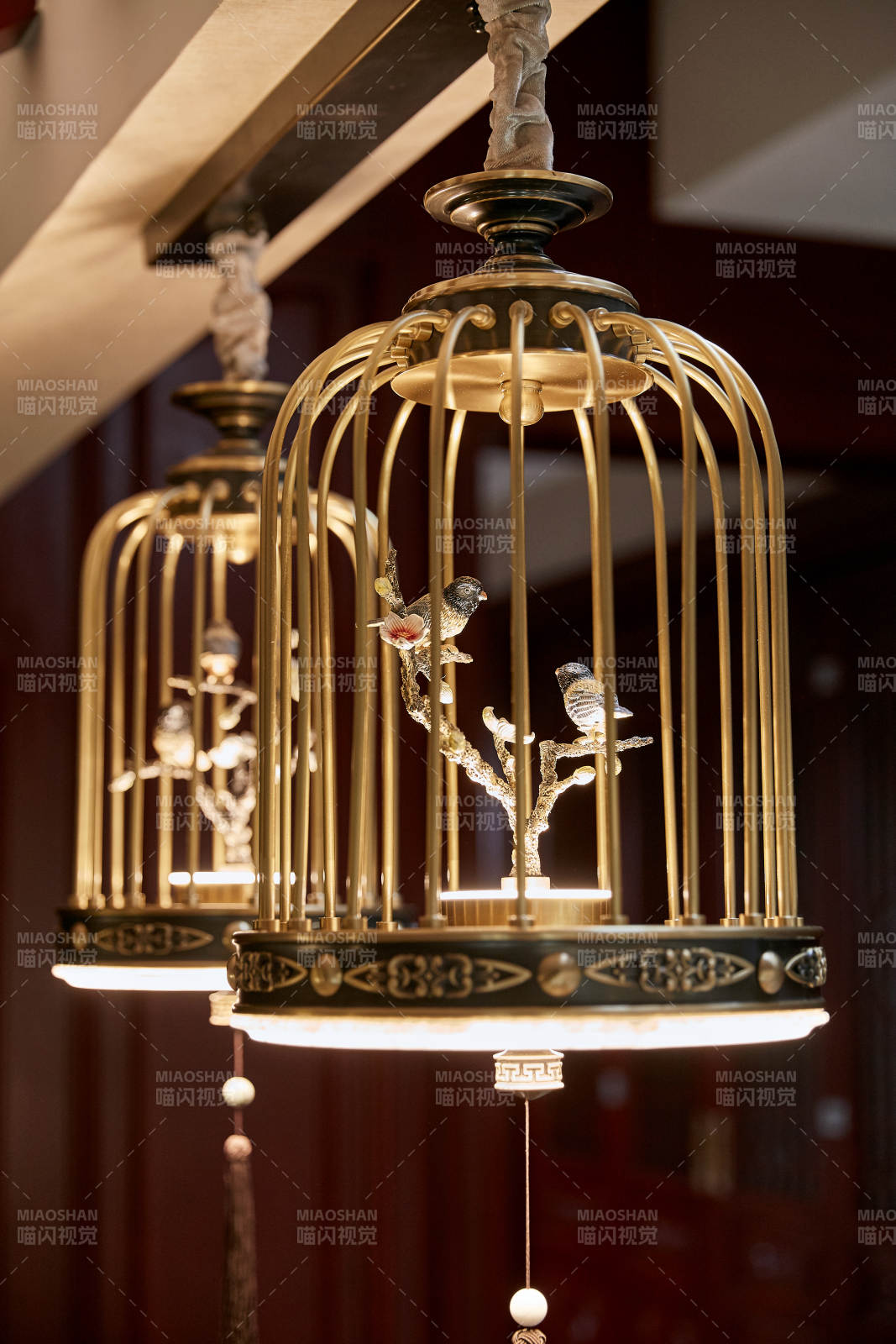 金色鸟笼吊灯装饰艺术图片
