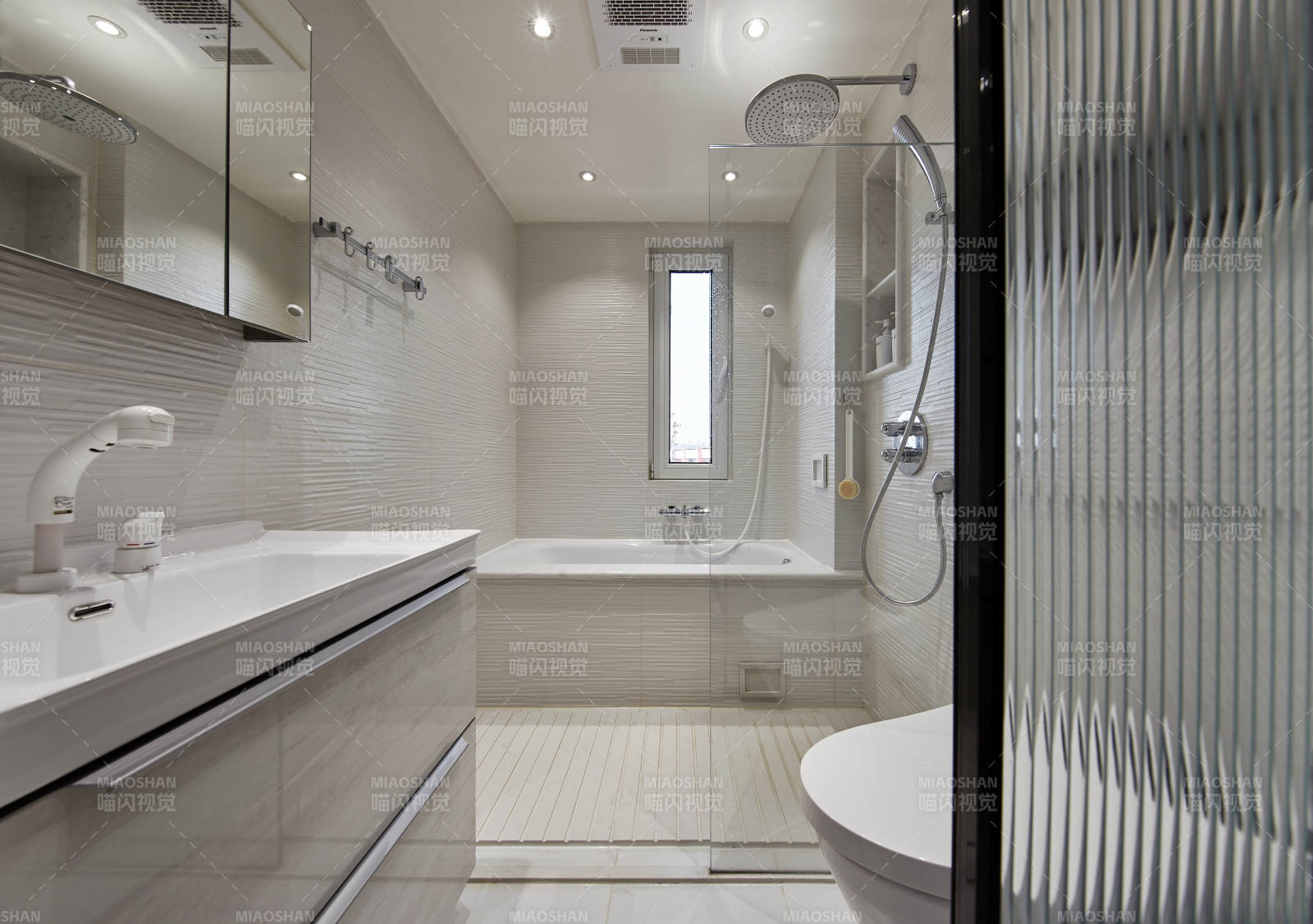 现代简约浴室设计图片