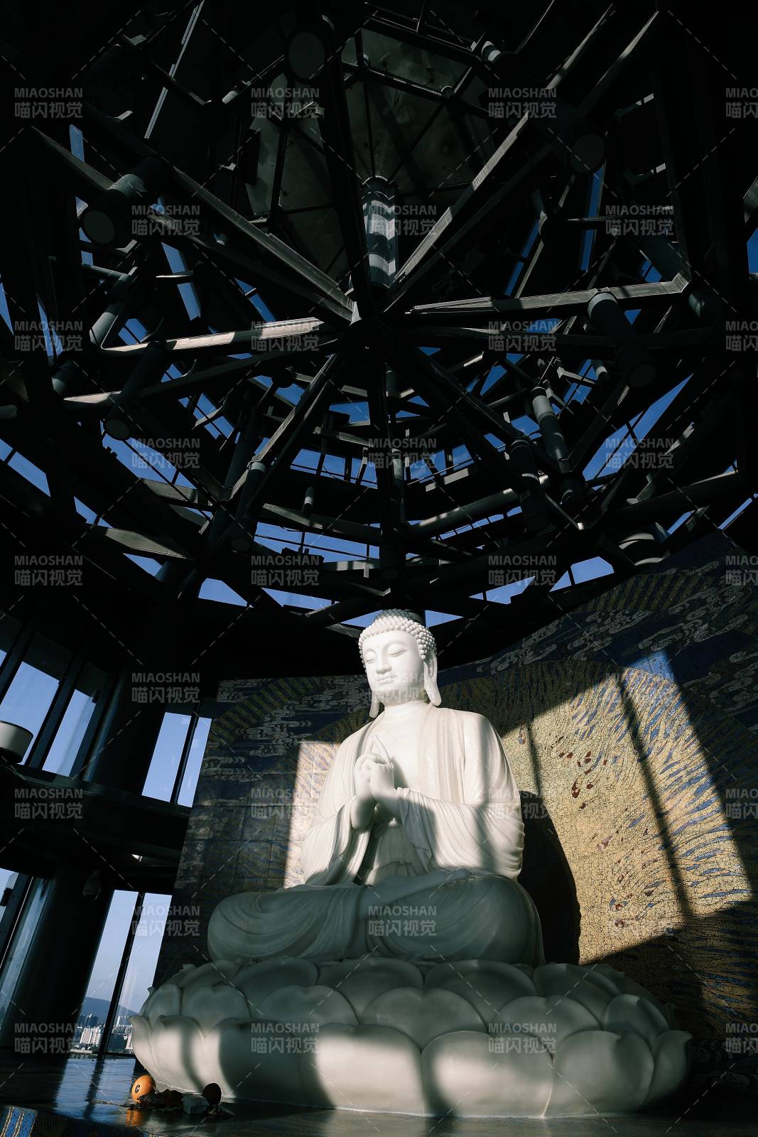 南京报恩寺·塔顶图片