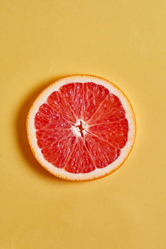 切开的红柚子图片
