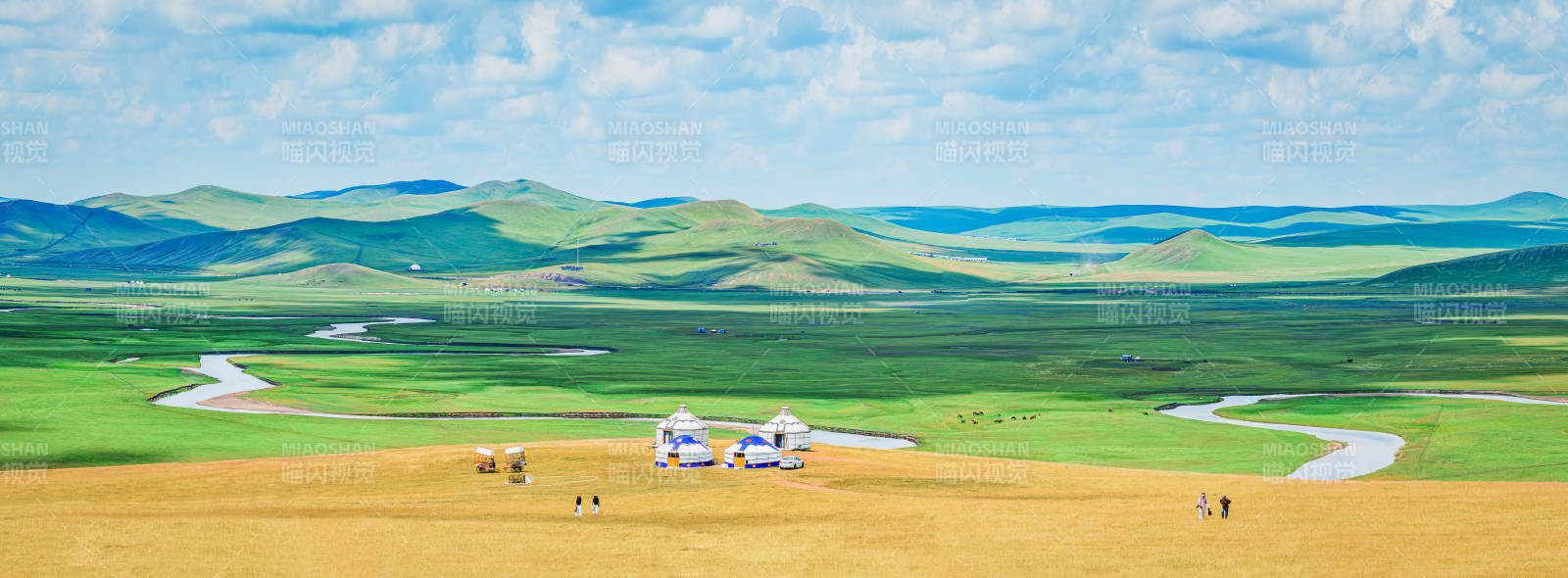 草原风光 河曲蜿蜒  莫尔格勒河图片