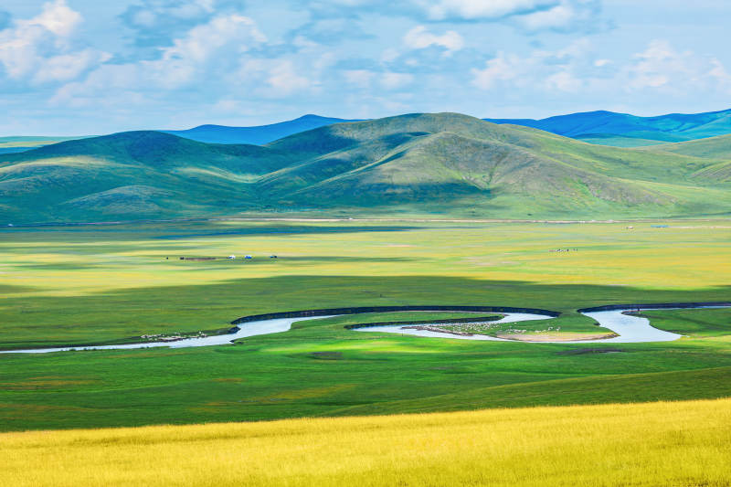 草原风光 河流蜿蜒  莫尔格勒河图片