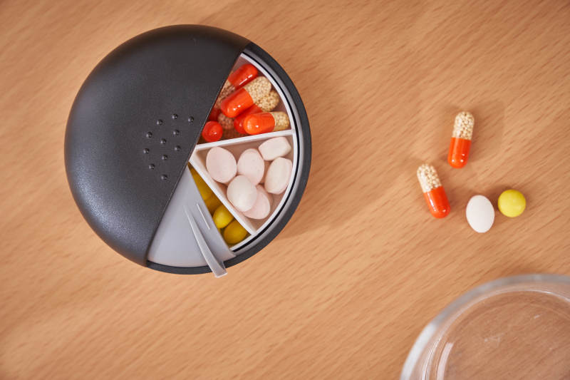 药盒与胶囊特写图片